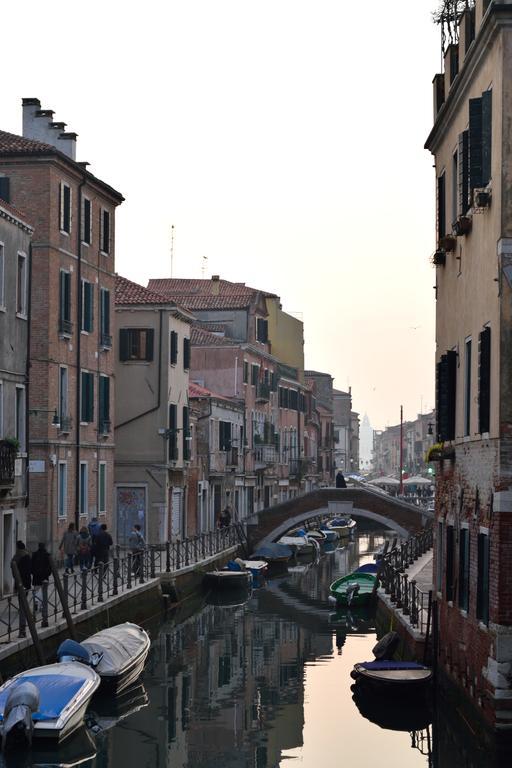 Biennale 252 Veneza Quarto foto