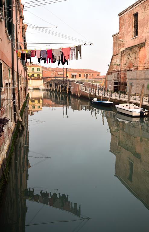 Biennale 252 Veneza Quarto foto