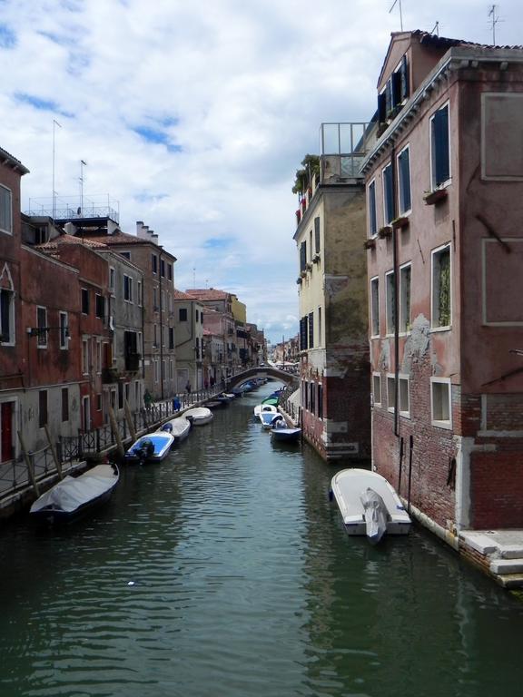 Biennale 252 Veneza Quarto foto